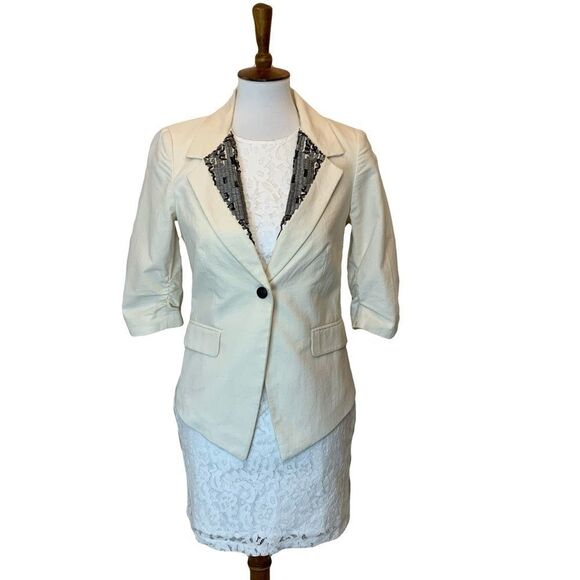 Elizabeth & James cream blazer - Picture 1 of 15